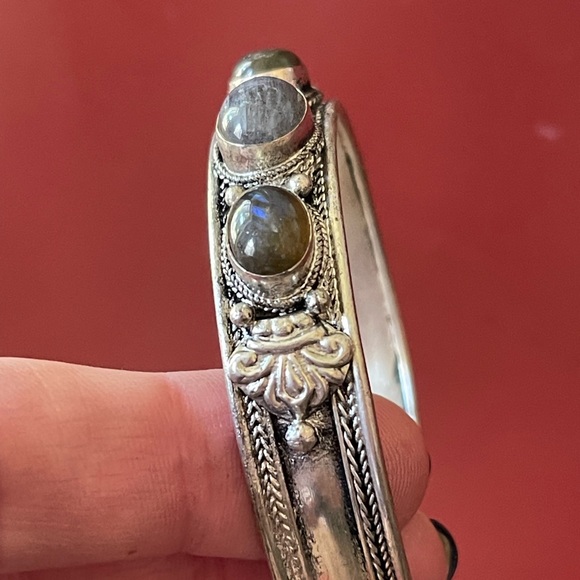 Genuine Tibetan silver gemstone bracelets - Picture 7 of 11